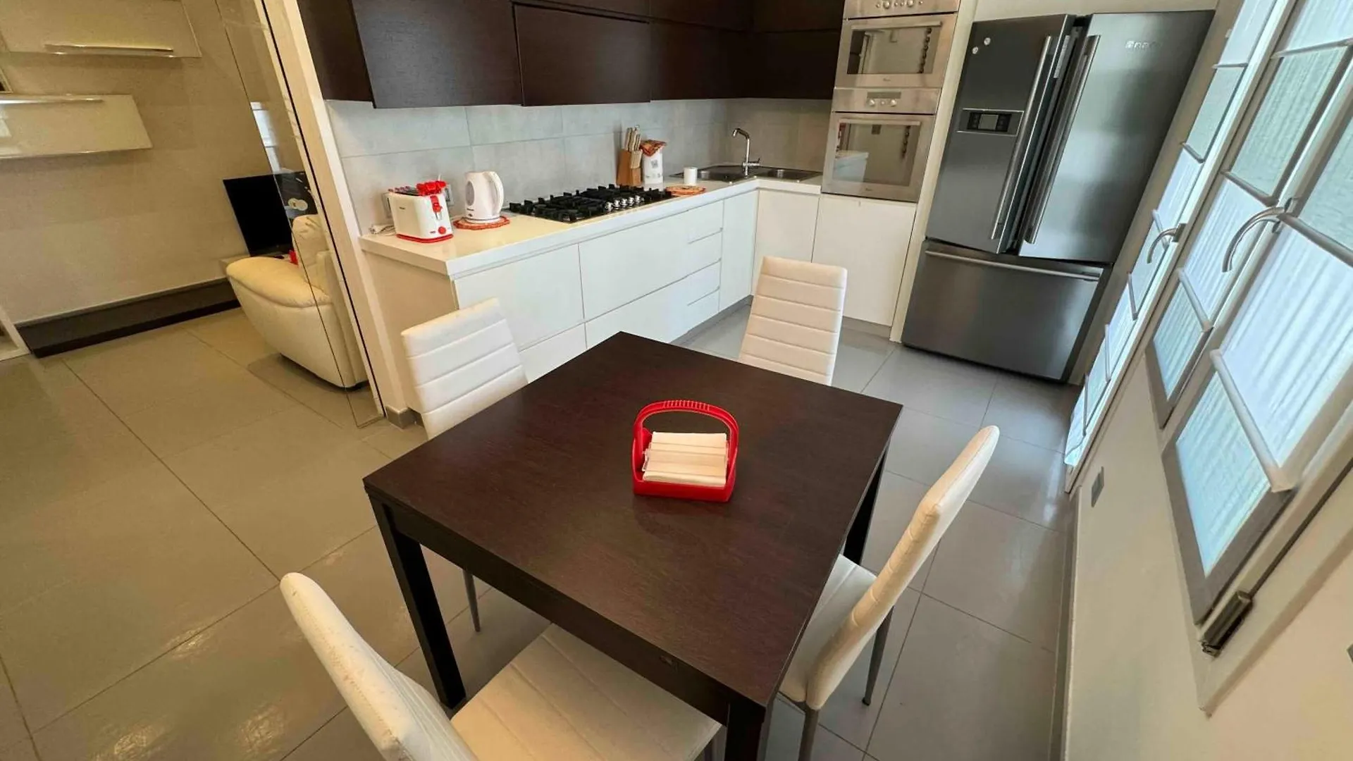 App4Rent Grey - Family Apartment ليدو دي يسولو